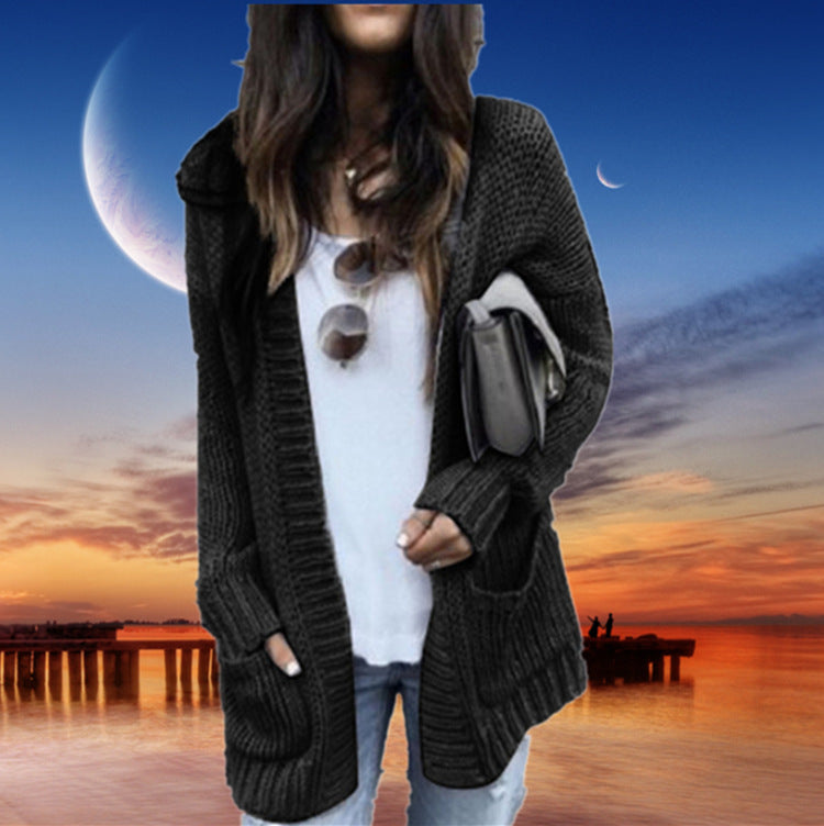 Damen Strickjacke mit tiefem V-Ausschnitt und praktischen Taschen
