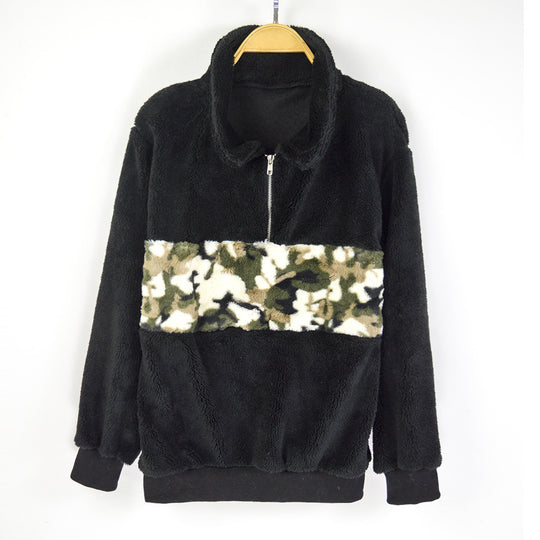 Damen kuschelweiche Fleecejacke mit auffälligem Camouflage-Detail R&B