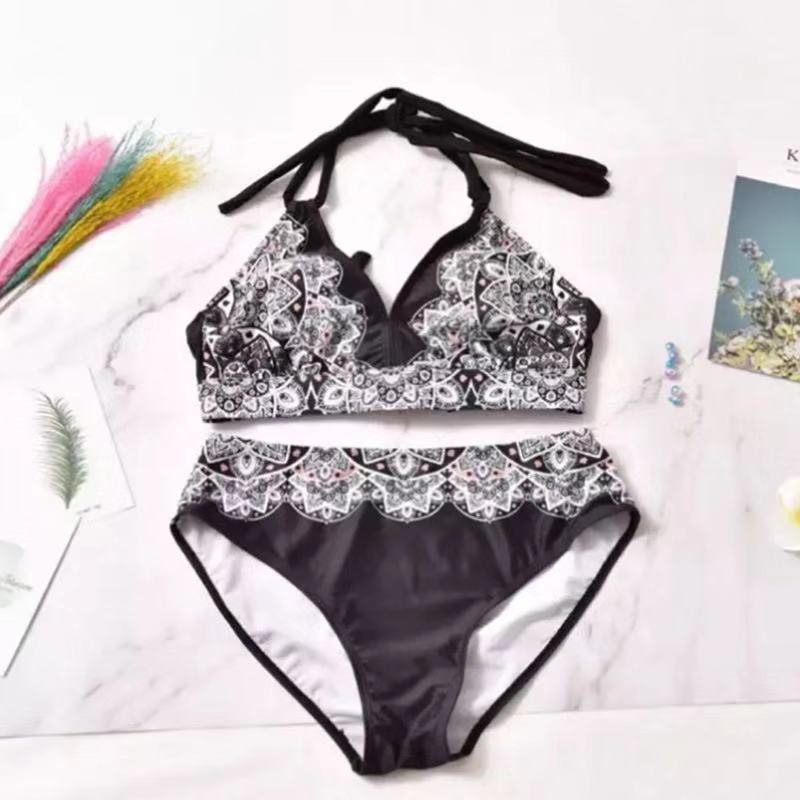 Damen Triangel-Bikini mit kontrastierenden Dessins R&B