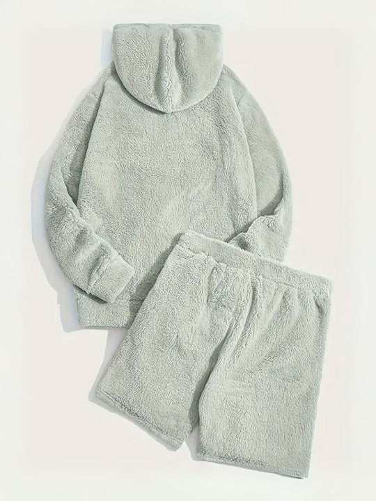 R&B | Fluffy Hoodie und Shorts