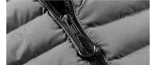 R&B | Slim Fit Nachhaltige Jacke für Outdoor Abenteuer