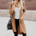 Damen Longstrickjacke mit Knopfdetails und praktischen Taschen R&B