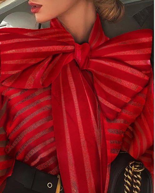 Damen Bluse mit extravaganten Rüschen und eleganten Streifendetails R&B