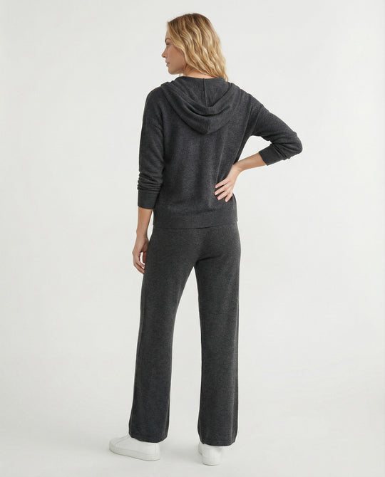 Damen Modetrends 2026 lässiges Kapuzenshirt mit kurzer Knopfleiste und weite Jogginghose aus weicher Baumwollmischung R&B