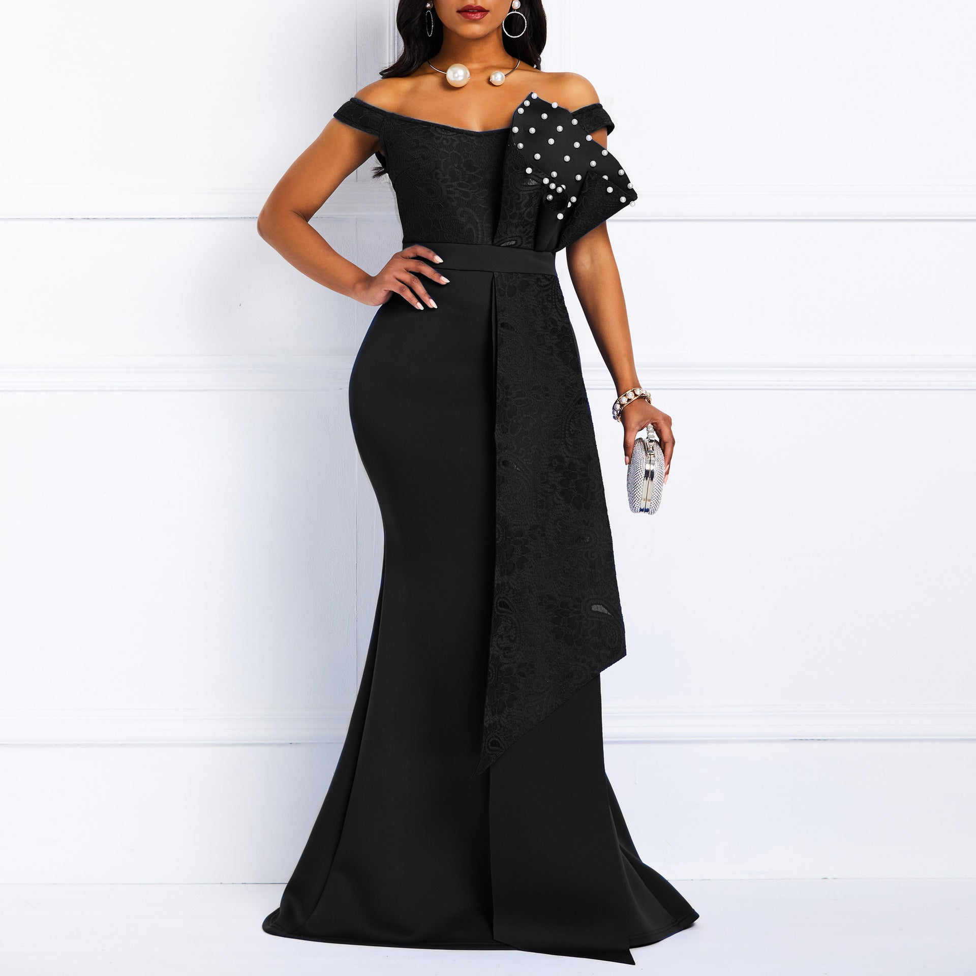 Damen Elegantes Abendkleid mit floralem Oberteil und schwingendem Saum R&B