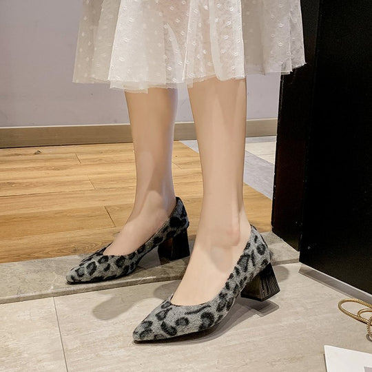 Damen elegante und bequeme Pumps mit Blockabsatz R&B