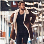 Herren Lammfell-Mantel mit hohem Kragen und eleganter Wollverarbeitung