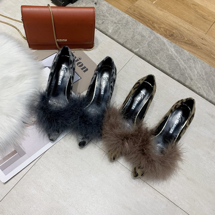 Damen elegante Pumps mit Plüschdetail R&B