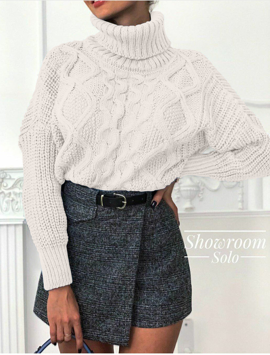 Damen Grobstrickpullover mit hohem Kragen und strukturiertem Zopfdesign R&B