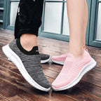 Damen Sportliche Slip-On Sneakers mit flexiblem Strickoberteil R&B