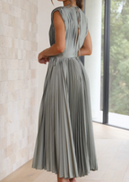 R&B | Elegantes Maxikleid Aus Leichtem Stoff