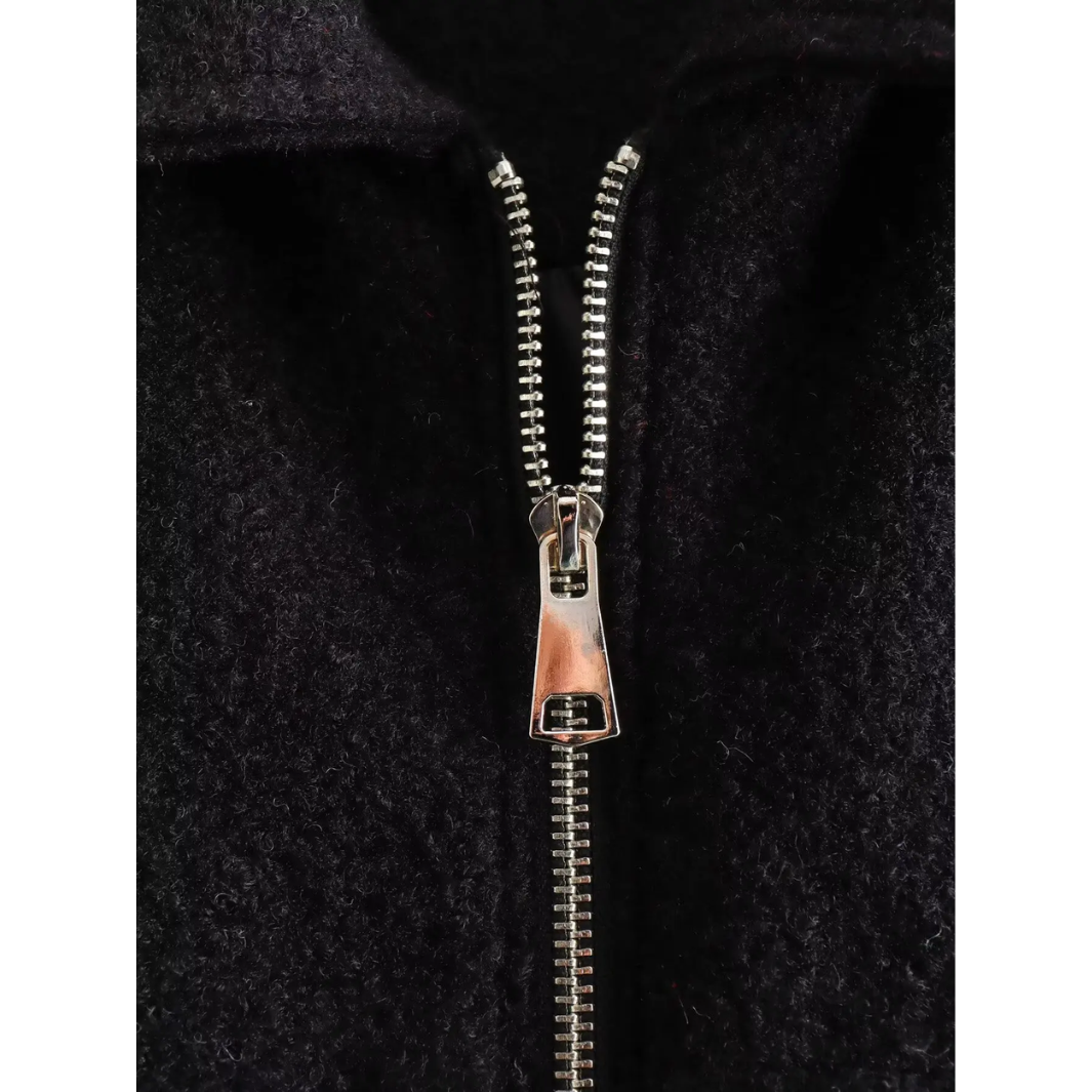 R&B | Kühne Eleganz für Frauen