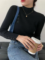 R&B | Eleganter Pullover mit Zierknöpfen und Stehkragen