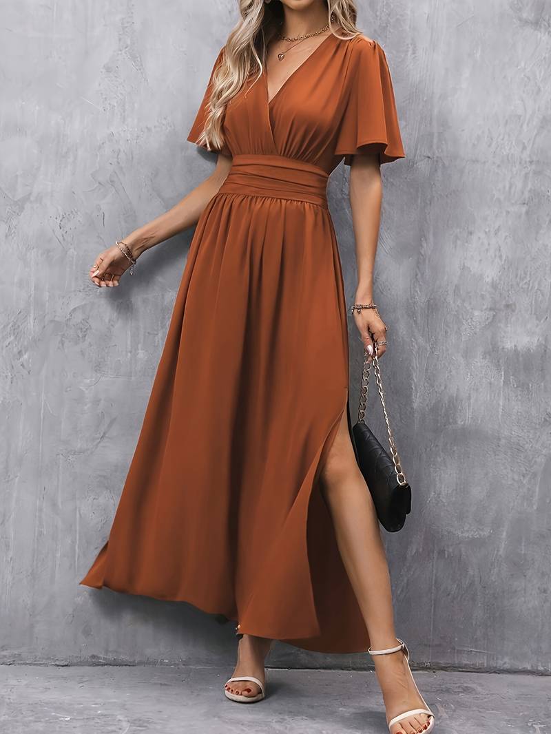 EB – kleid mit rüschenkragen und plissierter taille