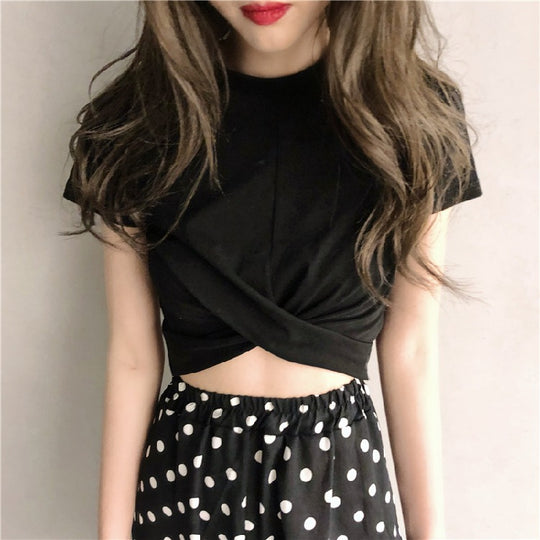 Damen Cropped T-Shirt mit raffiniertem Knoten und elegantem Schnitt