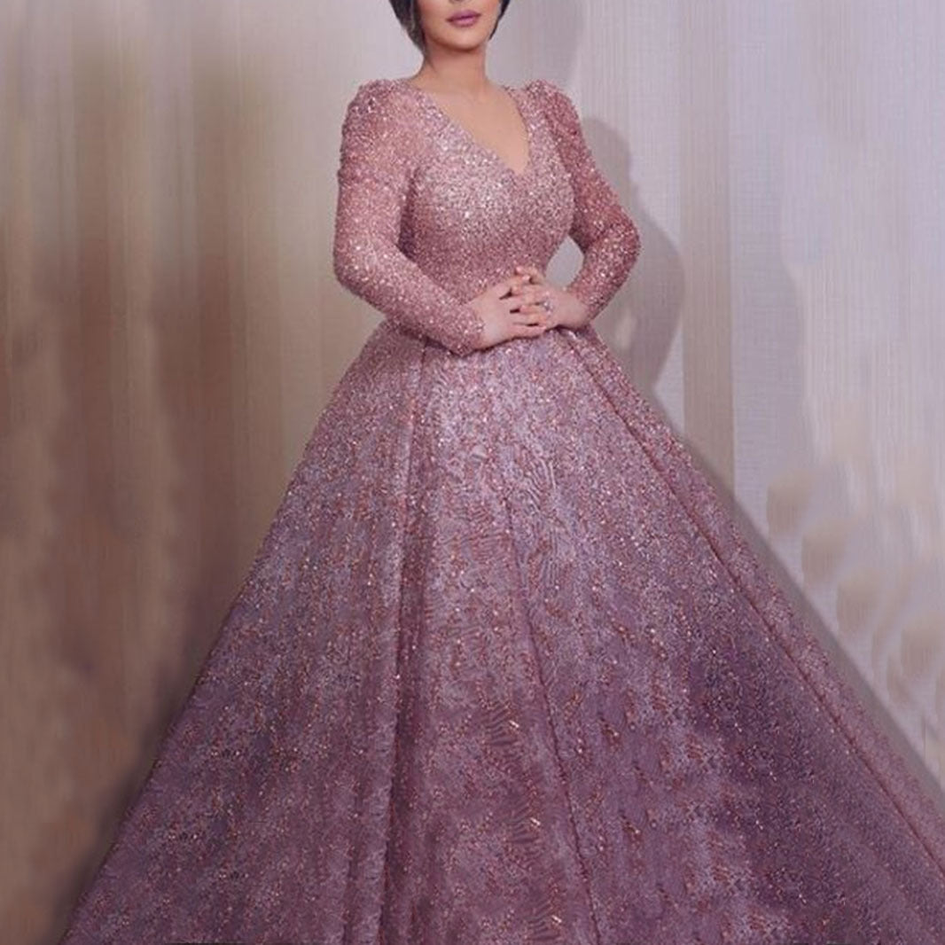 Damen Glamouröses Abendkleid mit funkelnden Applikationen und schwingendem Rock R&B