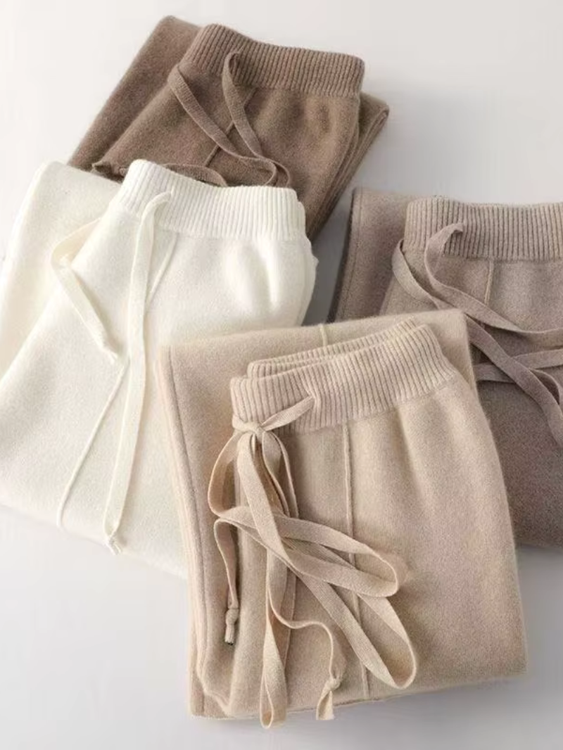 R&B | Die Strickhose mit Weitem Bein für Stilvolle Gemütlichkeit