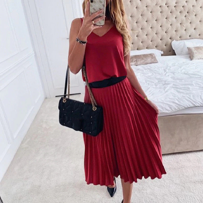 Damen Plissee Midi-Kleid mit Spaghettiträgern und schmeichelnder Silhouette R&B