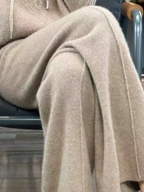 R&B | Die Strickhose mit Weitem Bein für Stilvolle Gemütlichkeit