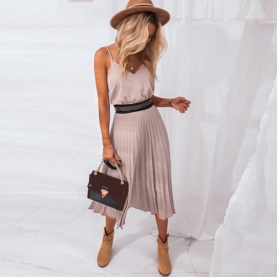 Damen Plissee Midi-Kleid mit Spaghettiträgern und schmeichelnder Silhouette R&B