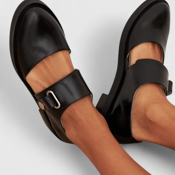 modische Retro-Schuhe, klassischer Look. R&B R&B