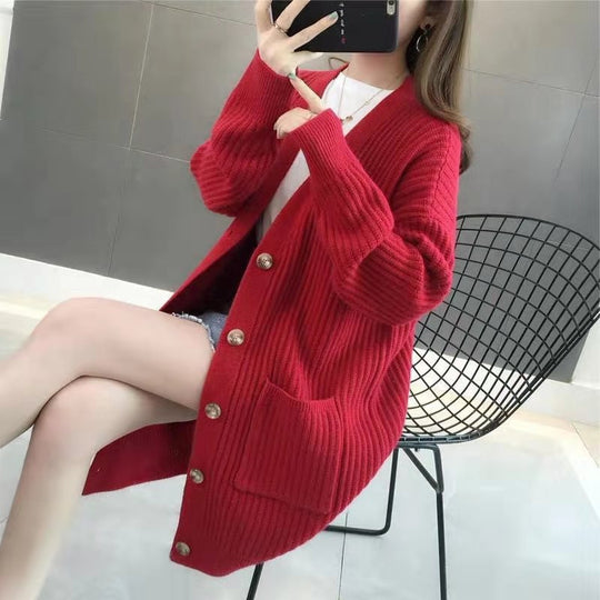 Damen Grobstrick Cardigan mit tiefem V-Ausschnitt und eleganten Knopfdetails R&B