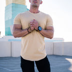 Herren nan figurbetontes Kurzarmshirt aus elastischem Baumwollmix mit verlängertem Saum R&B