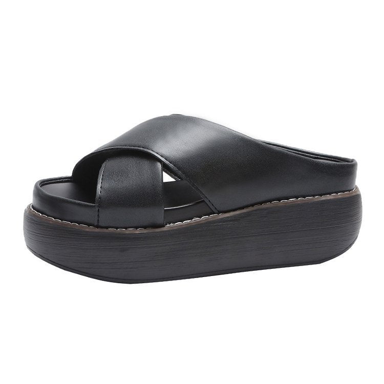 Damen Komfortable Plateausandalen aus hochwertigem Kunstleder mit überkreuzten Riemen R&B