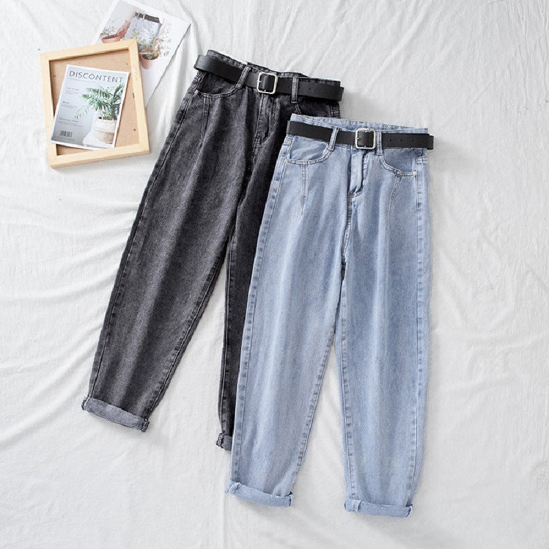 Damen Hochtaillierte Jeans im klassischen Mom-Style mit umgeschlagenen Säumen
