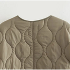 R&B | Bequemes Rundhals gepolstertes Jacket mit Knöpfen Ideal für Herbst/Winter