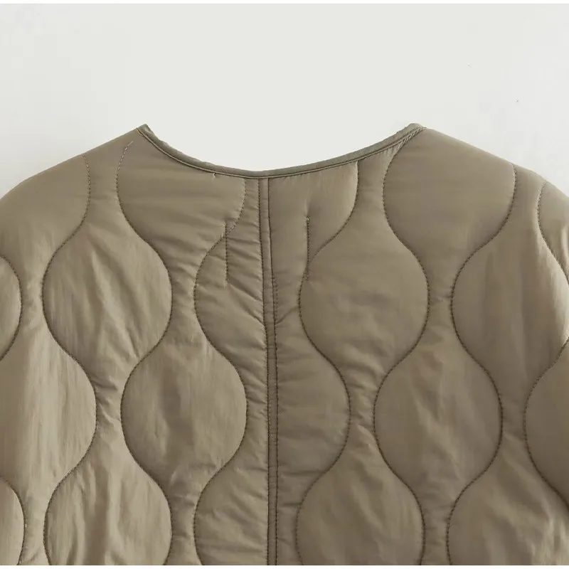 R&B | Bequemes Rundhals gepolstertes Jacket mit Knöpfen Ideal für Herbst/Winter