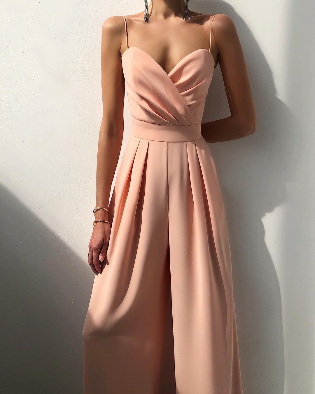 R&B | Damen Eleganter Fließender Jumpsuit mit Spaghettibändern für Festliche Anlässe