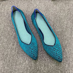 Damen Modische Slipper mit femininem Schnitt und wartigem Obermaterial