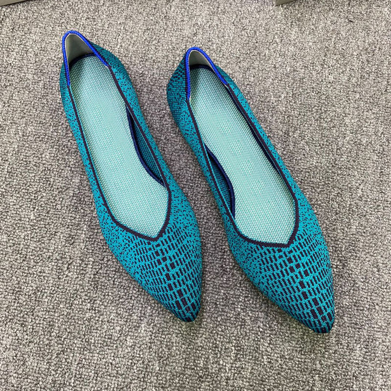 Damen Modische Slipper mit femininem Schnitt und wartigem Obermaterial