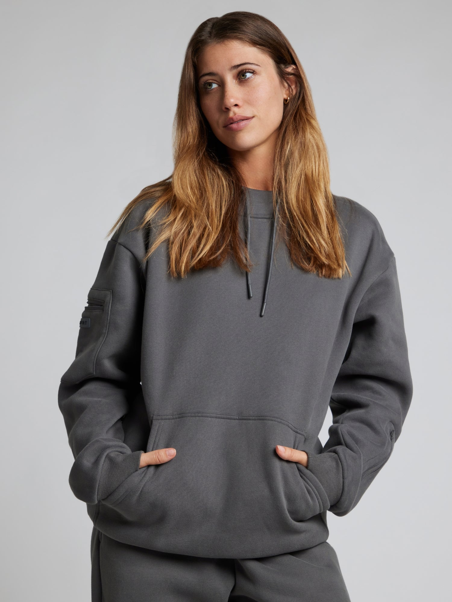 R&B | Bequemer Reise-Hoodie mit Flugmodus-Grafik