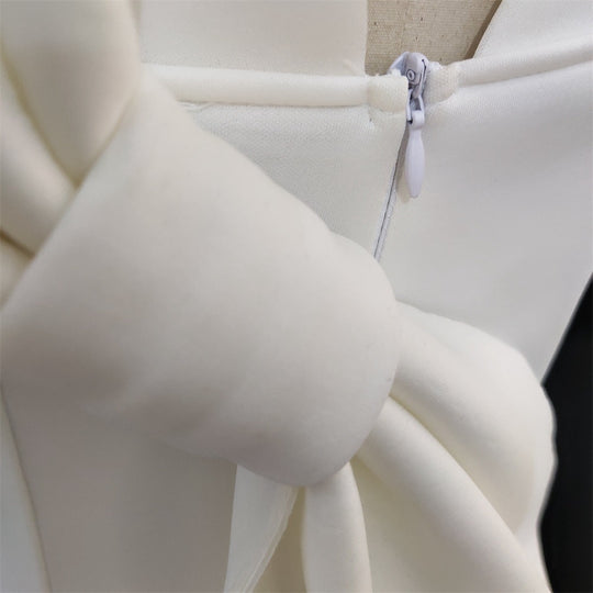 Damen Elegantes Etuikleid mit asymmetrischem Design und schwingendem Detail R&B