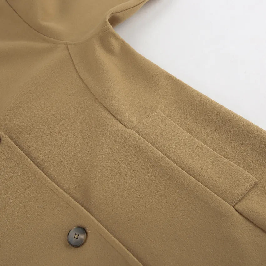R&B | elegante braune Wolljacke mit doppelter Knopfreihe, halblang