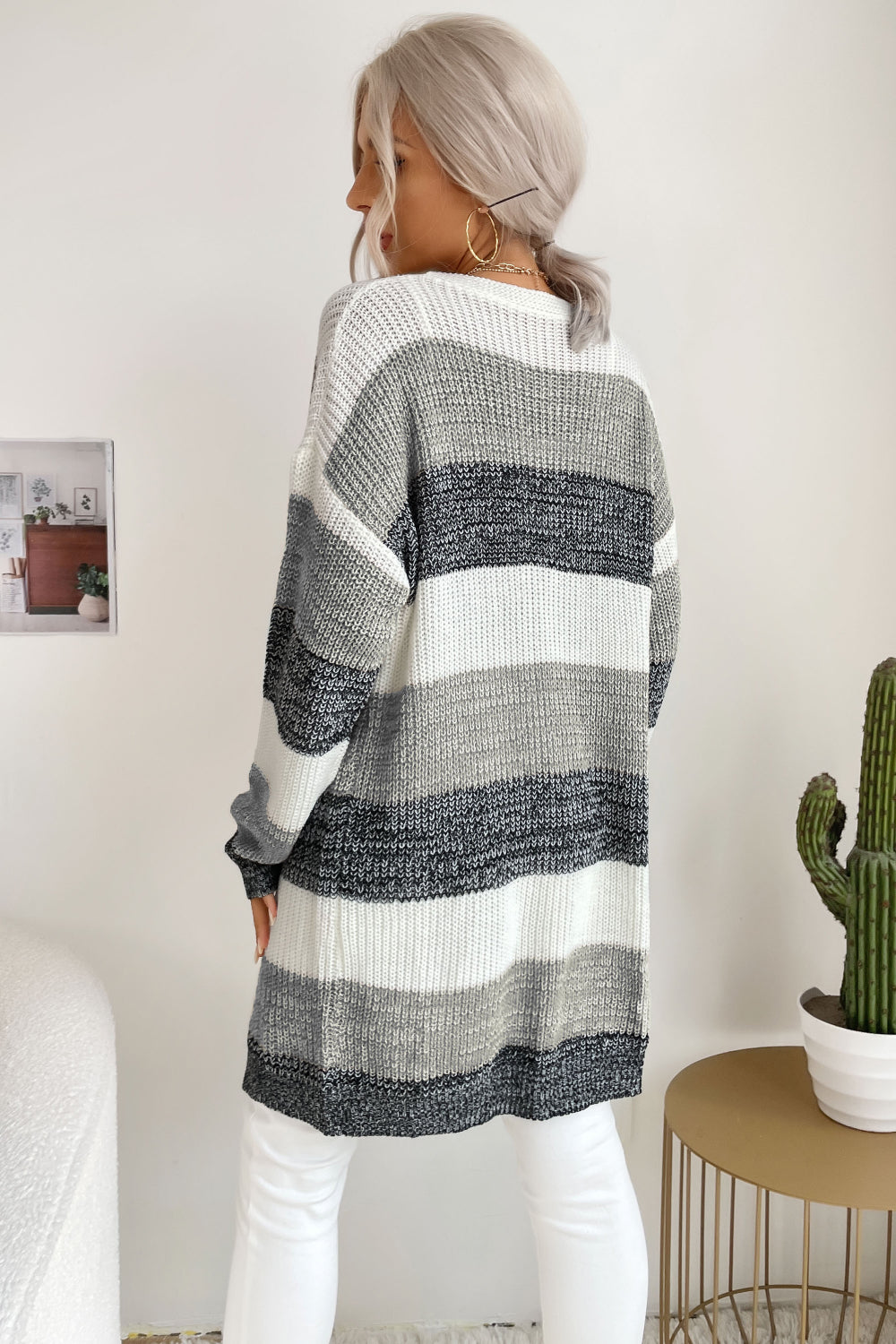 R&B | Einfache und Stilvolle Strickjacke