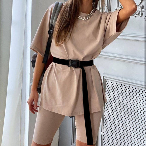 Damen Sportliches Zweiteiliges Set mit T-Shirt und Shorts R&B