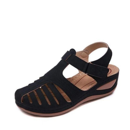 Ausgeschnittene Leder-Sandalen mit Knöchelriemen R&B R&B