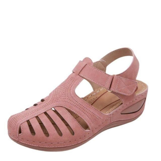 Ausgeschnittene Leder-Sandalen mit Knöchelriemen R&B R&B