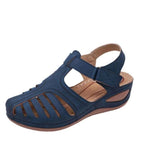 Ausgeschnittene Leder-Sandalen mit Knöchelriemen R&B R&B