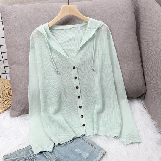 Damen Strickjacke mit Kapuze und eleganten Holzknöpfen R&B