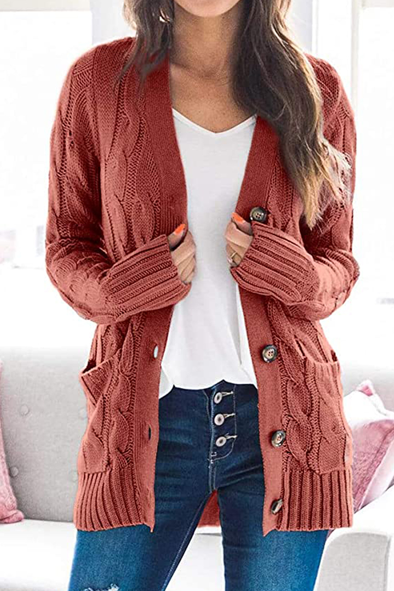 R&B | Zeitlose und Elegante Strickjacke Winter