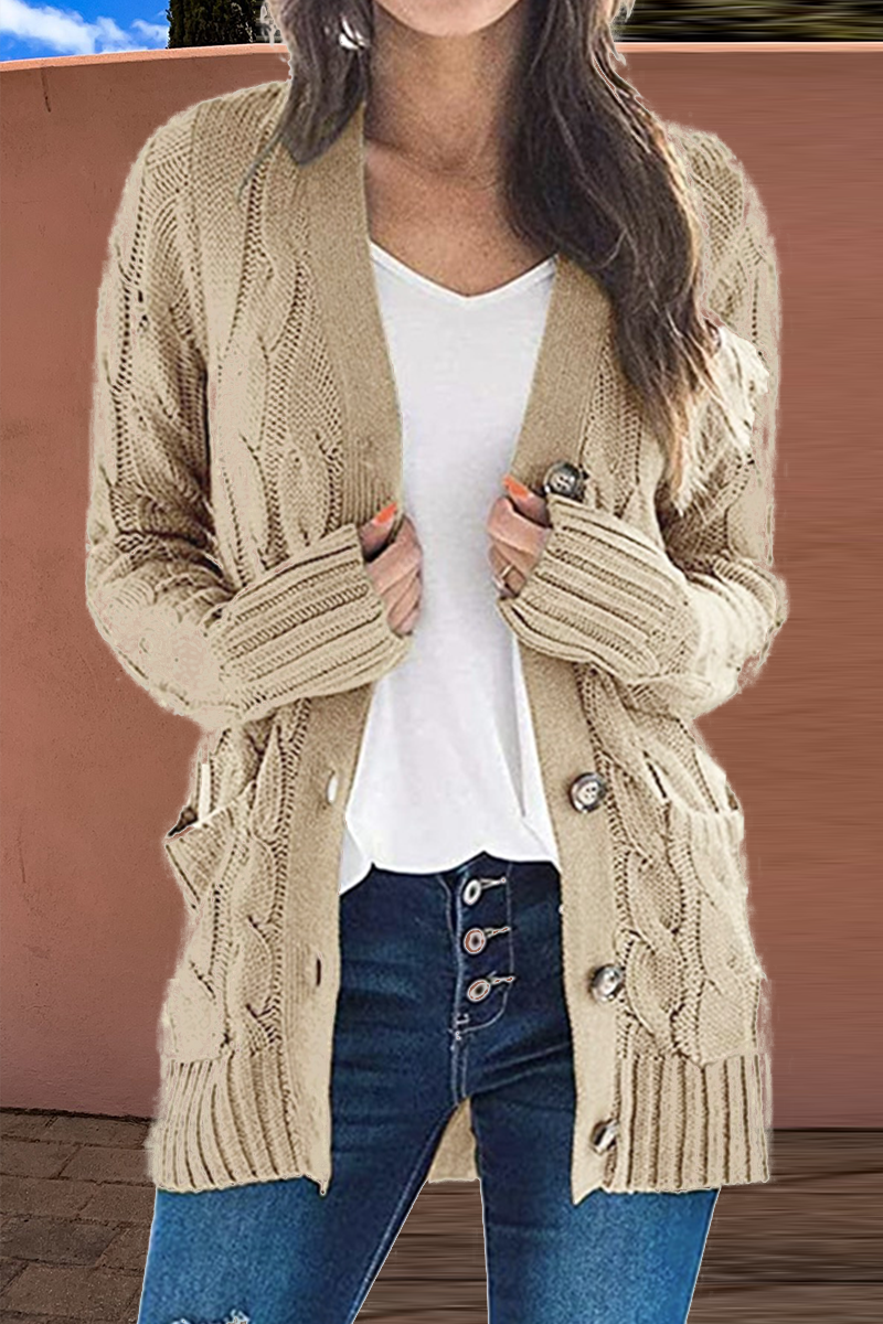 R&B | Zeitlose und Elegante Strickjacke Winter