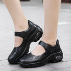 Damen nan perforierter Riemchenschuh mit Luftkissenprofil und Klettverschluss R&B