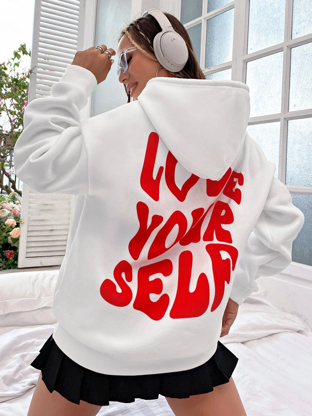 R&B - Streetwear Winter Statement Hoodie für Frauen