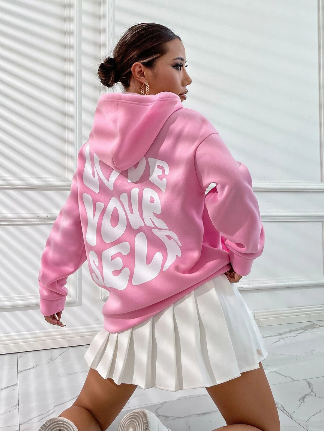 R&B - Streetwear Winter Statement Hoodie für Frauen