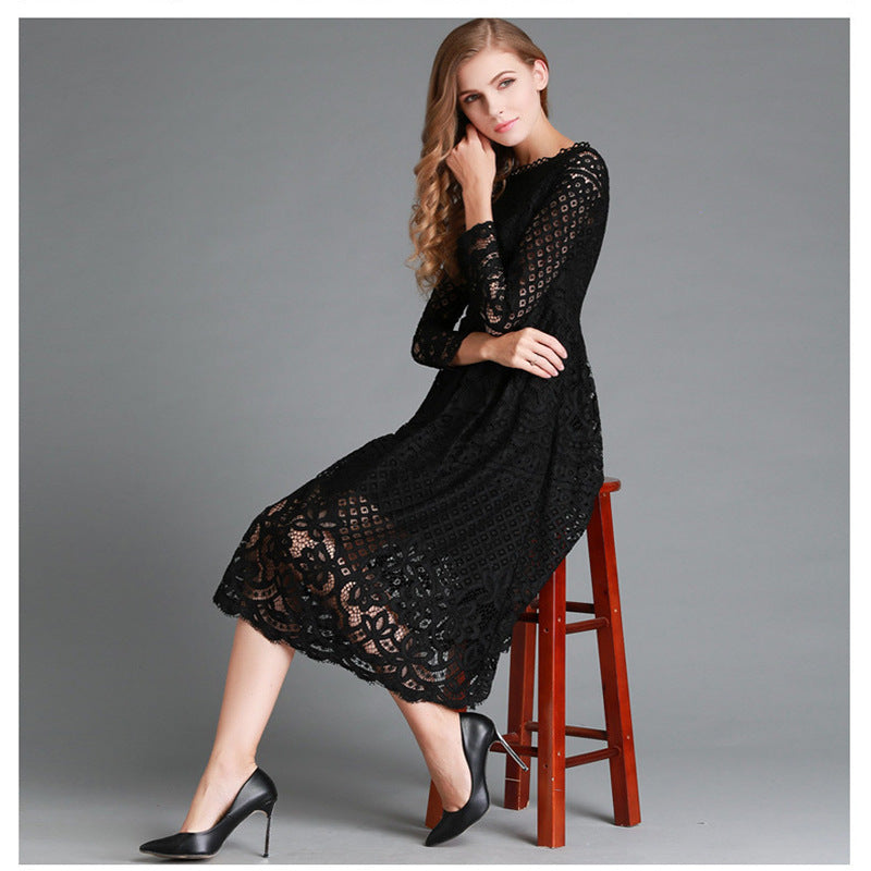 Damen Spitzen Midikleid mit langen Ärmeln und floralem Detail R&B