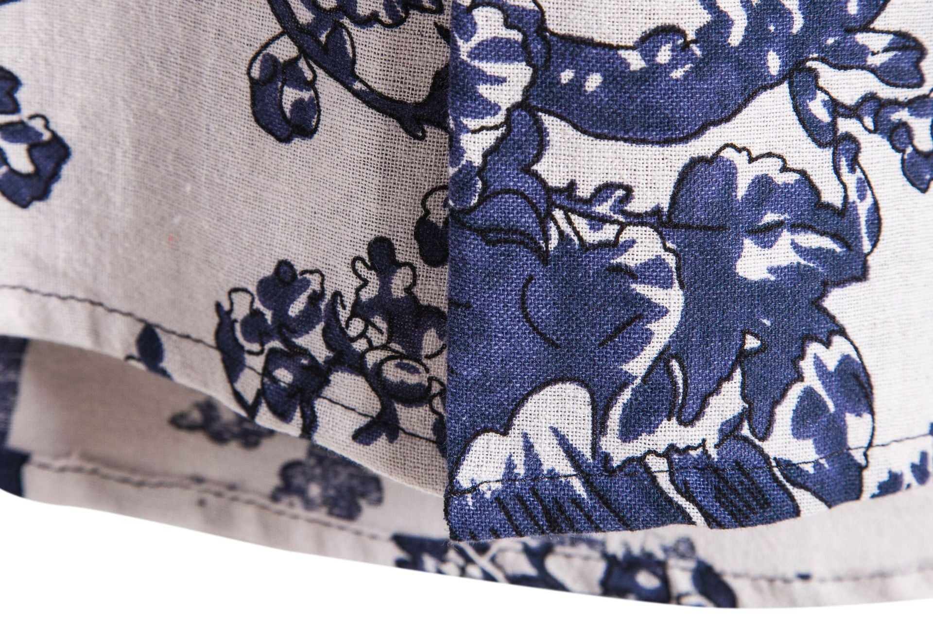 Herren Kurzarmhemd mit floralem Motiven und legerem Schnitt